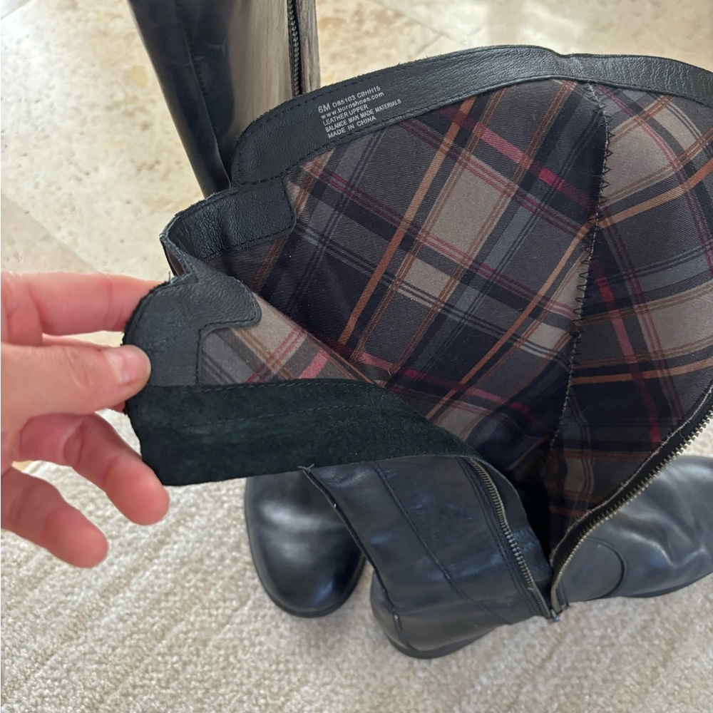 BORN: Boots - Picture 2 of 4